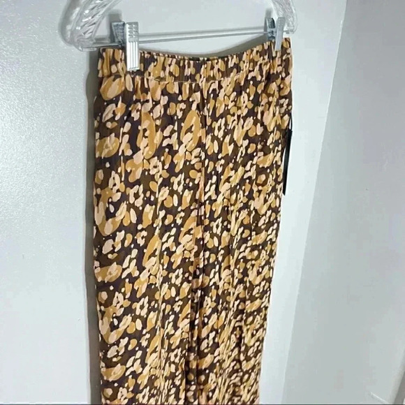 NWT House of Harlow 1960 x Revolve Leopard Culotte Wide Leg - Picture 4 of 7